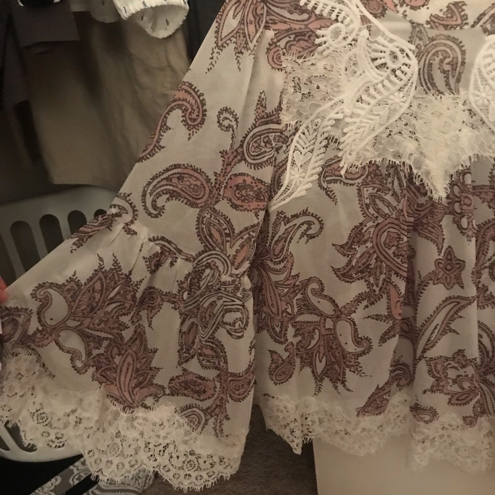 LOFT blouse - Picture 2 of 2